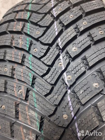 Continental IceContact 3 235/45 R20 100T