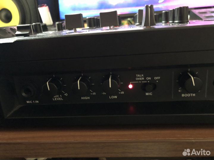 DJ контроллер Gemini cdmp-7000