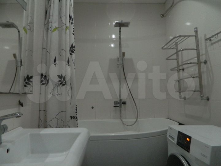 3-к. квартира, 112 м², 3/4 эт.