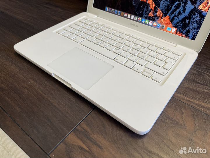 Apple Macbook Pro 13 a1342 2011