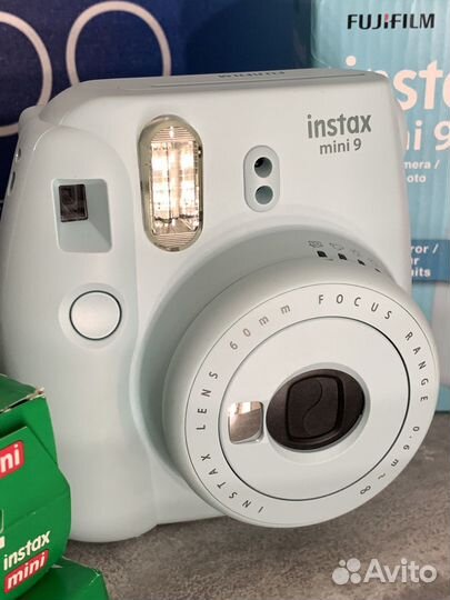 FujiFilm Instax mini 9