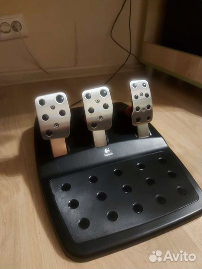 Игровой руль logitech g27