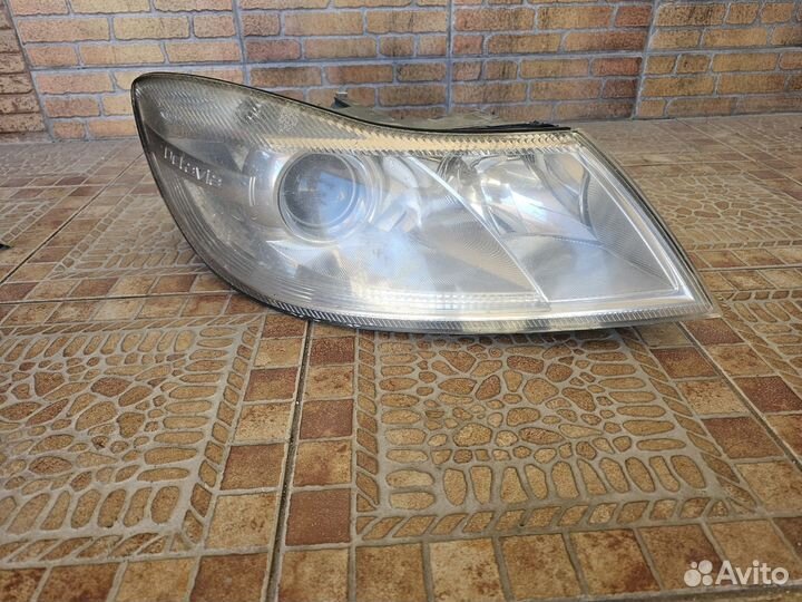 Фара Skoda Octavia A5 FL