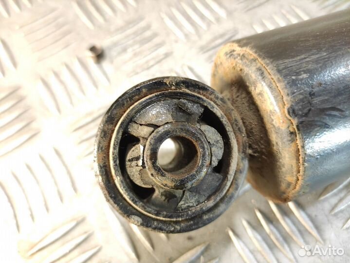 Амортизатор задний правый Chevrolet Captiva 2006-2010