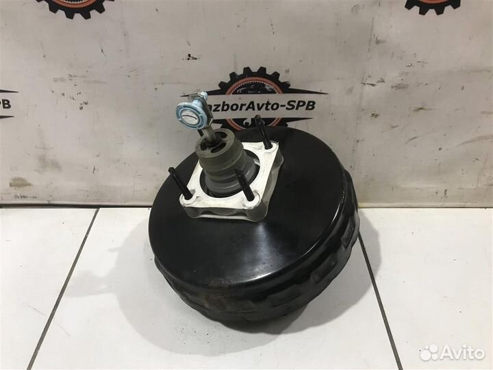 Усилитель тормозов вакуумный Ford Focus 3