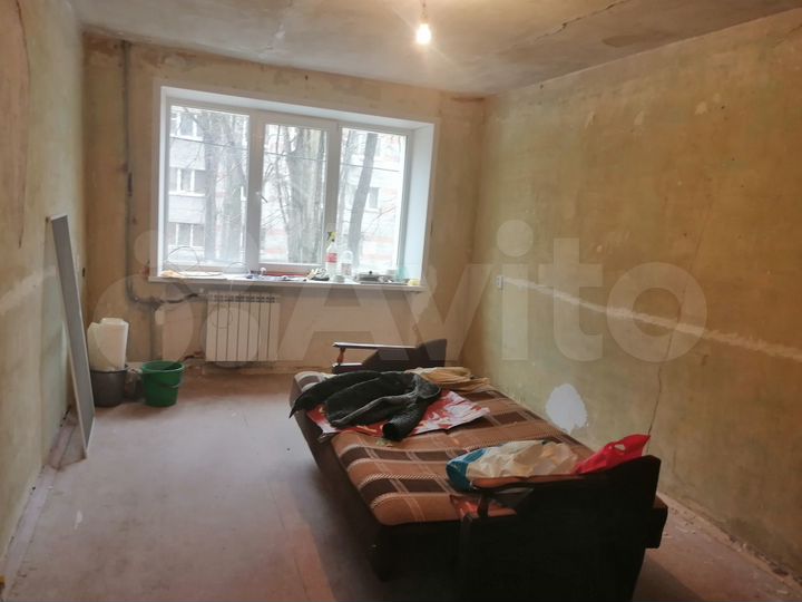 Комната 17,5 м² в 8-к., 2/9 эт.