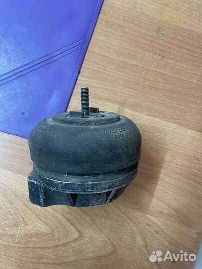 Опора двигателя подушки Audi A8 S8 D2