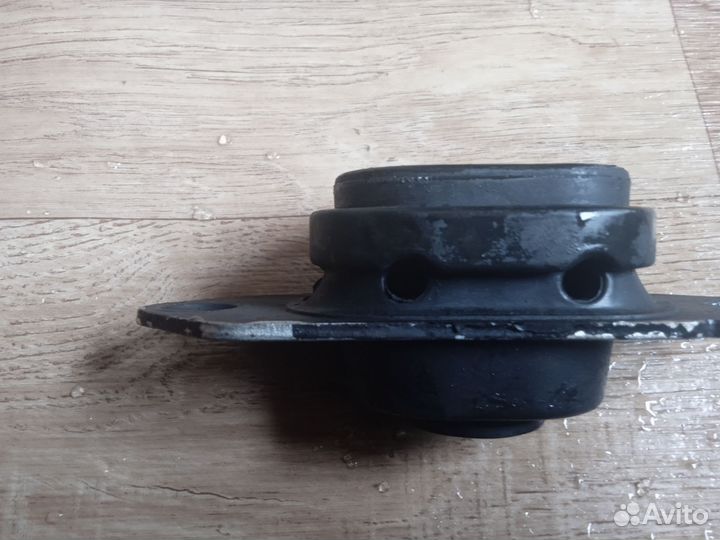 Опора кпп Renault, Sasic