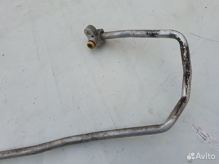 Трубка кондиционера BMW e87 (компрессор-радиатор)