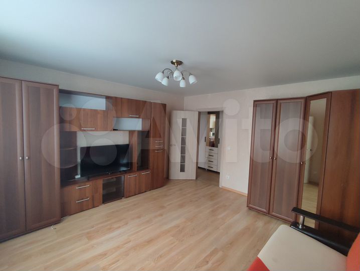 2-к. квартира, 60 м², 3/10 эт.