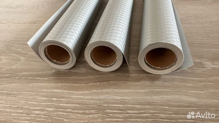 Антискользящий коврик в кухонный шкаф