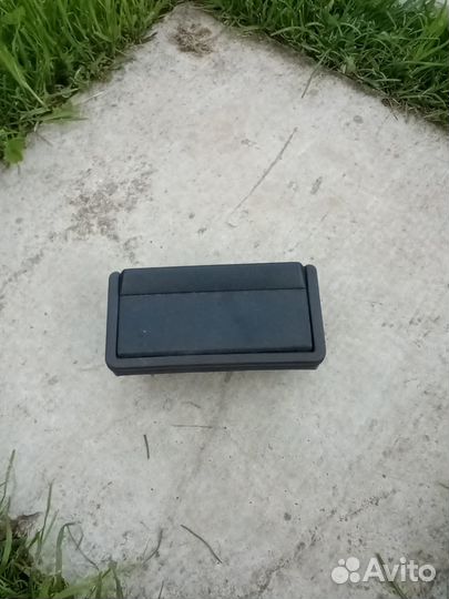 Пепельница в авто