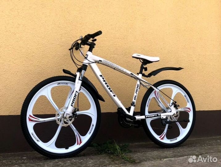 Велосипед на литых дисках