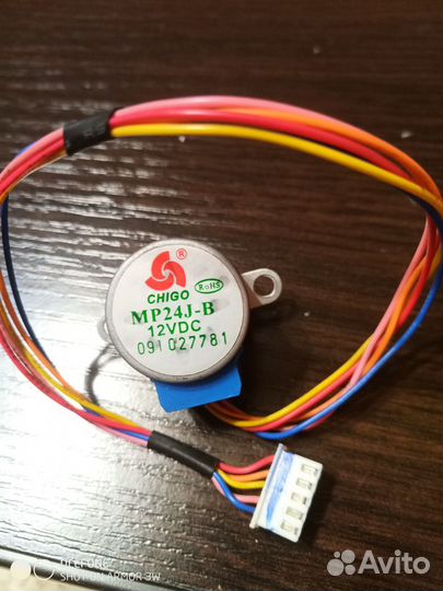 Моторчик шаговый заслонки 12V DC