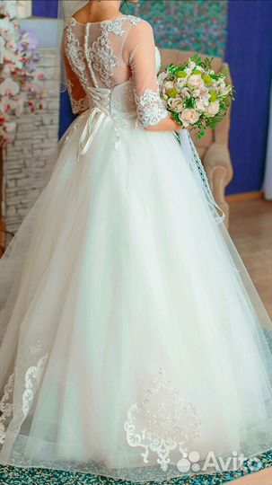 Свадебное платье