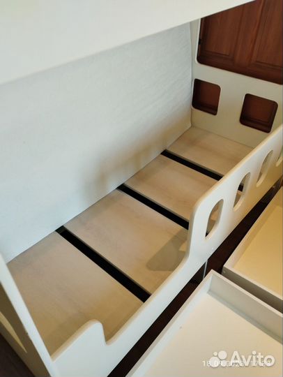 Детская кровать домик