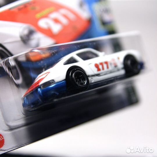 Машинка Hot Wheels - '71 Porsche 911