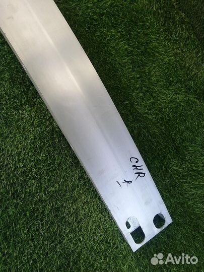 Усилитель бампера передний Toyota Ch-R maxa10