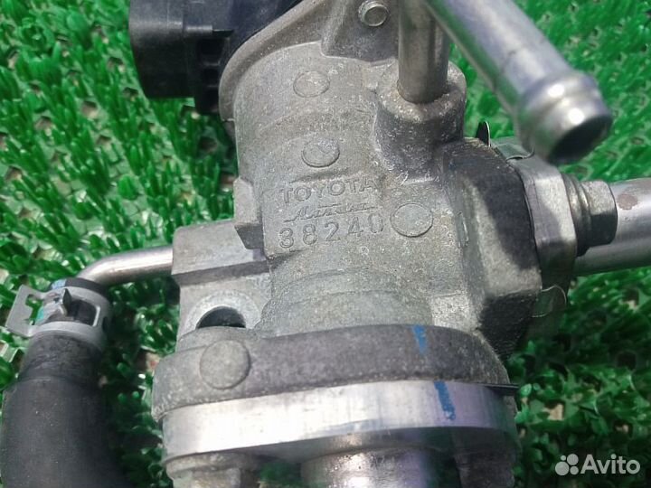 Клапан рециркуляции выхлопных газов EGR Lexus GX46