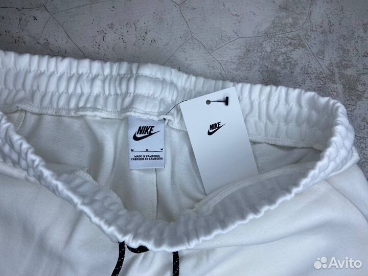 Шорты nike tech fleece