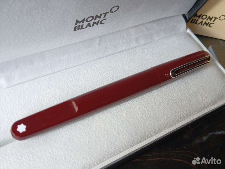 Ручка Roller Montblanc M Red