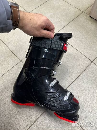 Горнолыжные ботинки atomic hawx 100