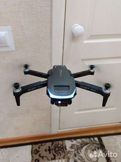 Квадрокоптер 2 камеры 3 батареи кейс новый