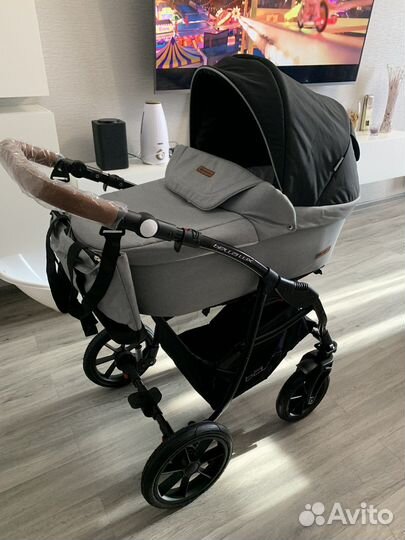 Коляска Riko Basic bella lux 2 в 1