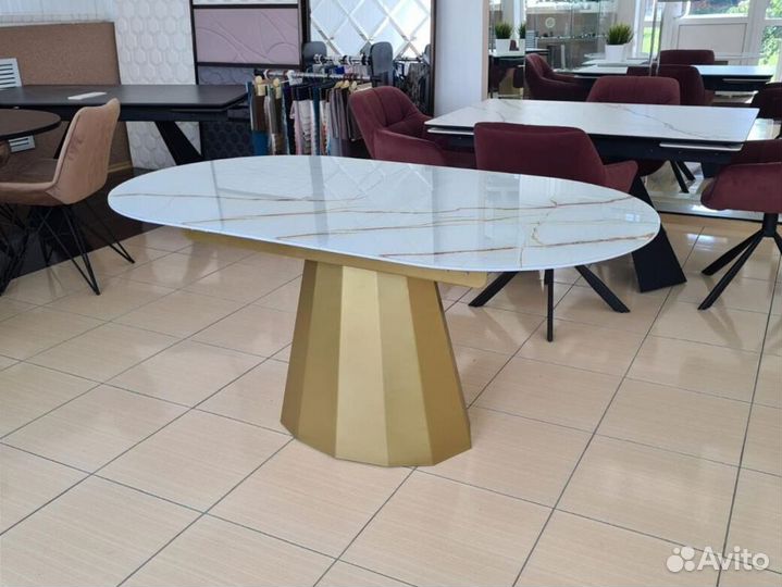 Стол повашимразмерам SVR-43132