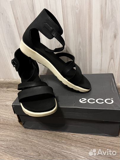 Босоножки ecco 39