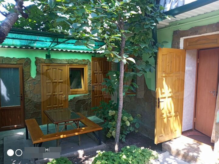 Комната 12 м² в 1-к., 1/2 эт.