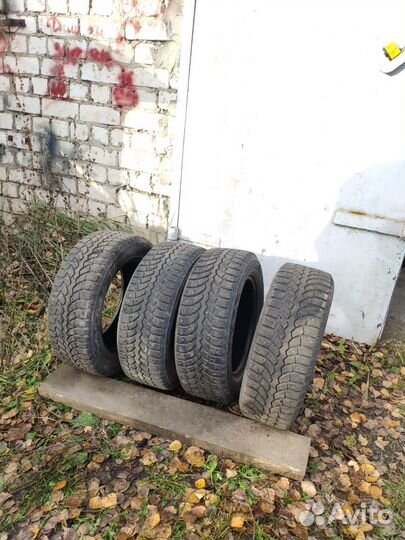 Bridgestone Blizzak Spike-01 185/60 R14 82T