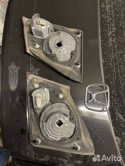 Фонари задние внутренние Honda civic 4d