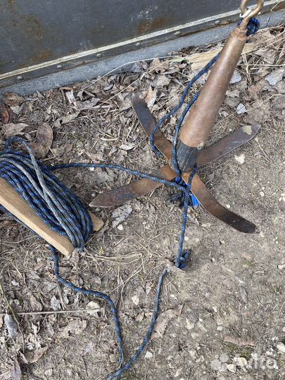 Якорь с веревкой