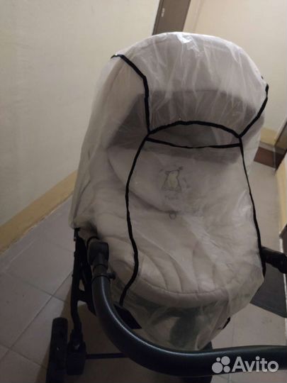 Коляска 3 в одном б/у. Цена 9 тысяч