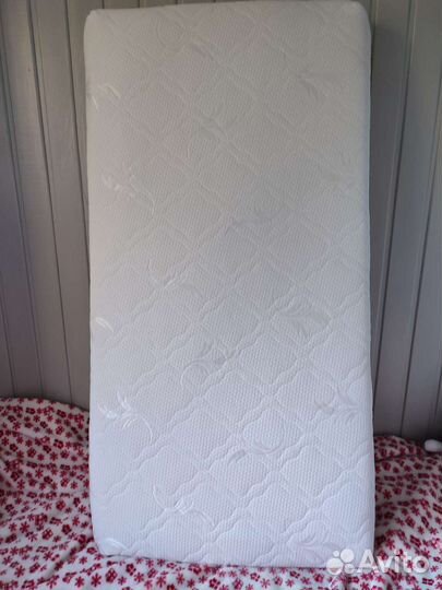 Матрас детский 120 60 в отличном состоянии