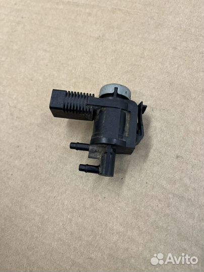 Клапан рециркуляции ог 1K0906283A VW Тигуан 1