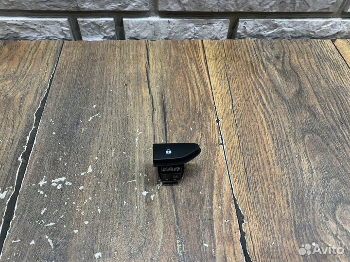 Renault Kaptur Кнопка центрального замка