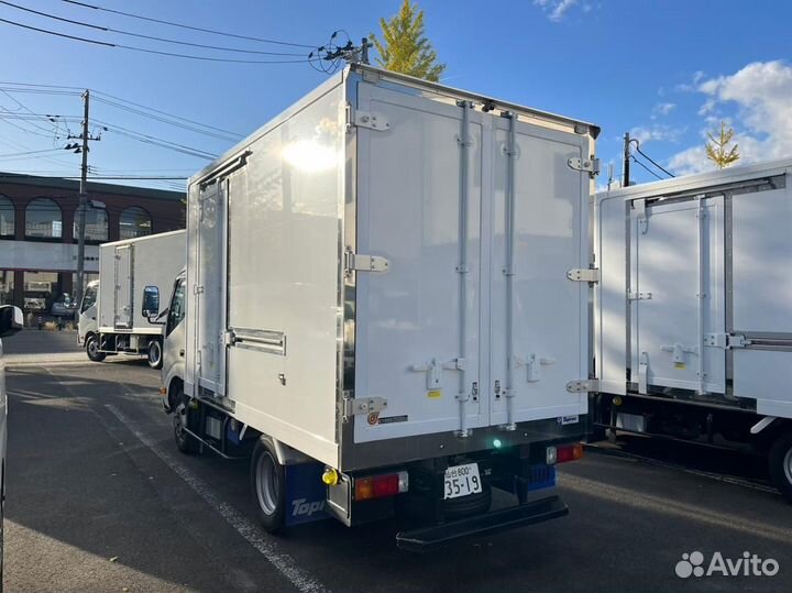Hino 300 (Dutro), 2018