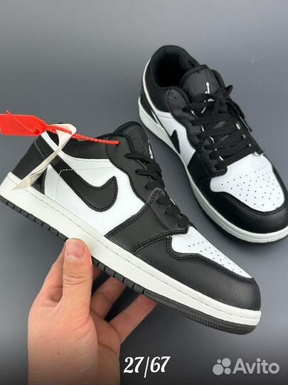 Кроссовки Nike Air Jordan 1