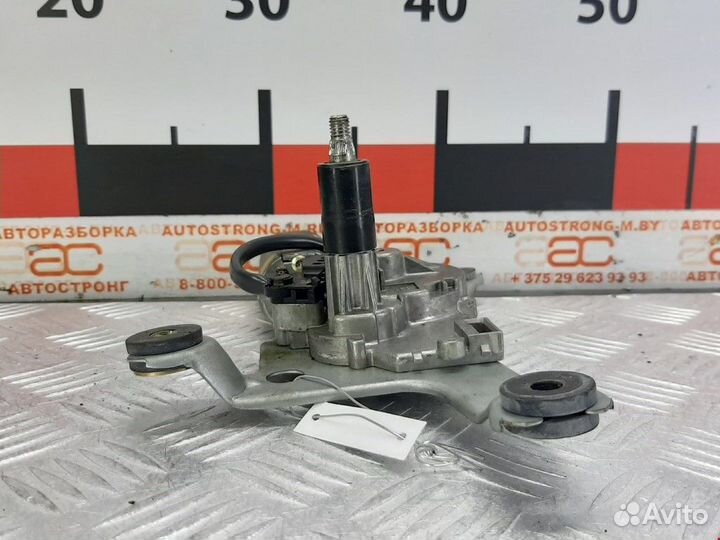 Моторчик заднего стеклоочистителя (дворника)