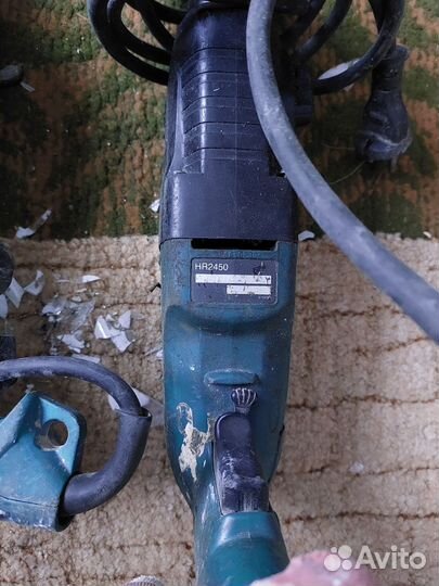 Перфоратор makita 2470 на запчасти