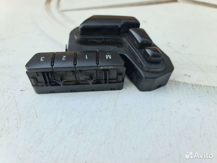 Блок регулировки левого сиденья Mercedes W166