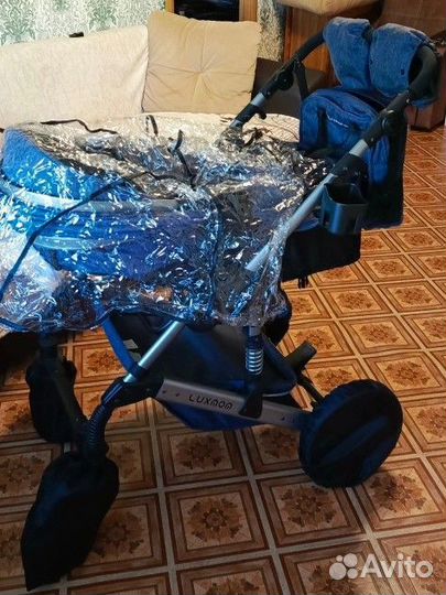 Коляска 2 в 1 Luxmom 555
