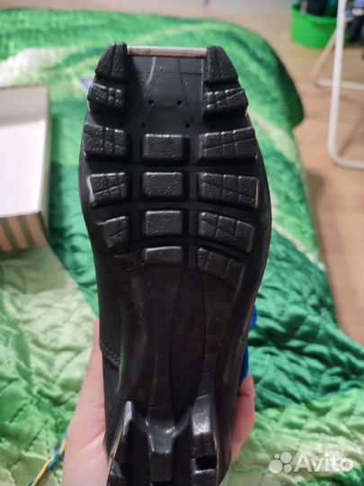 Лыжные ботинки