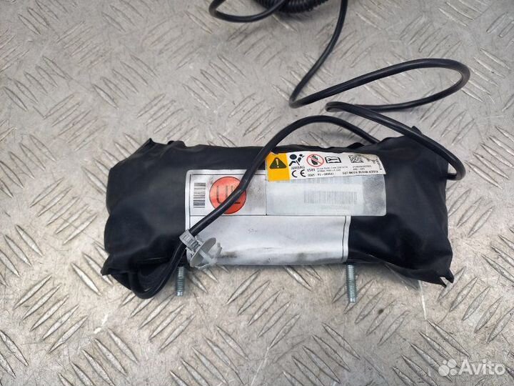 Подушка безопасности боковая (сиденье) правая Opel