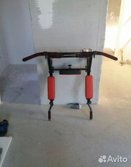 Мультихват Турник, черный с красным