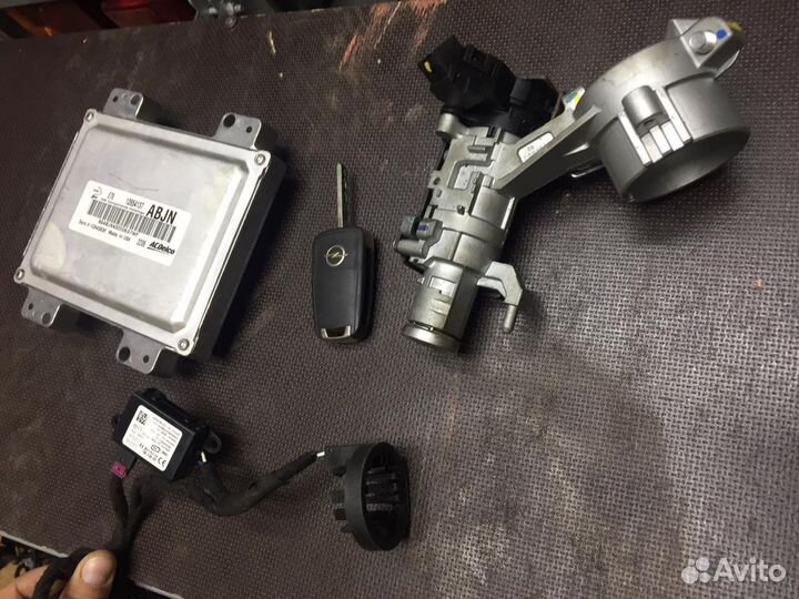 Блок управления двигателем Опель мокка 1.4