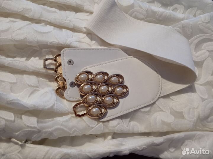 Платье с ремнëм