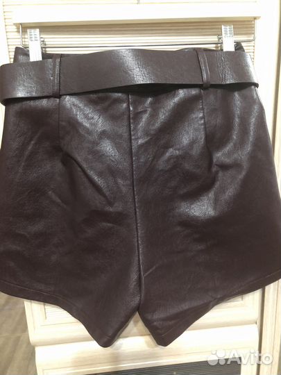 Шорты женские кожаные